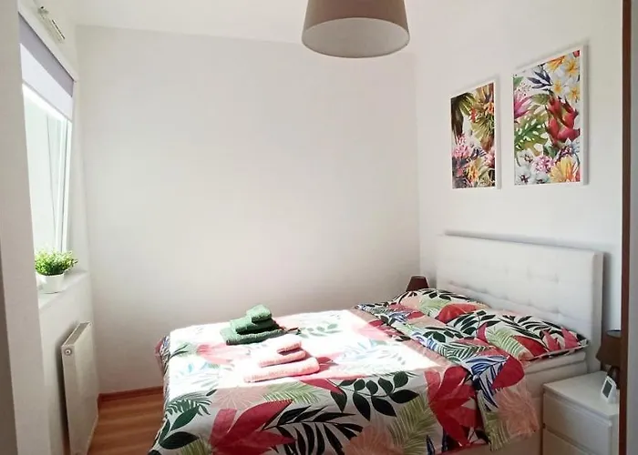 Redlowo Apartament *